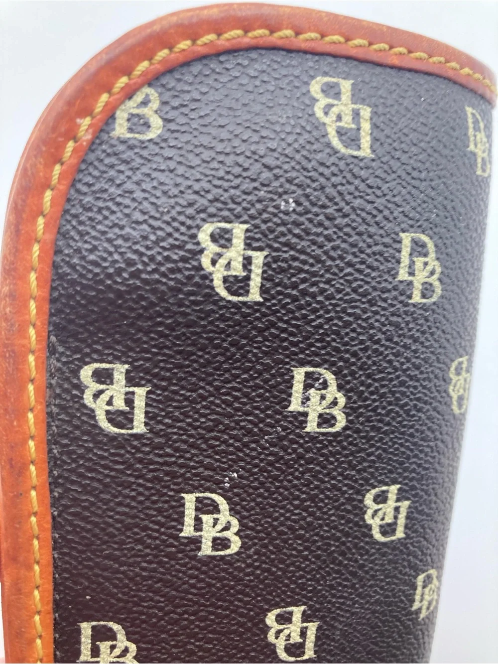 Dooney and Bourke DB Logo Glasses Sunglasses Case Blue Cream